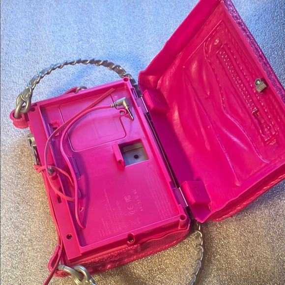 Project Mc2 Smart Pixel Purse - Picture 5 of 7